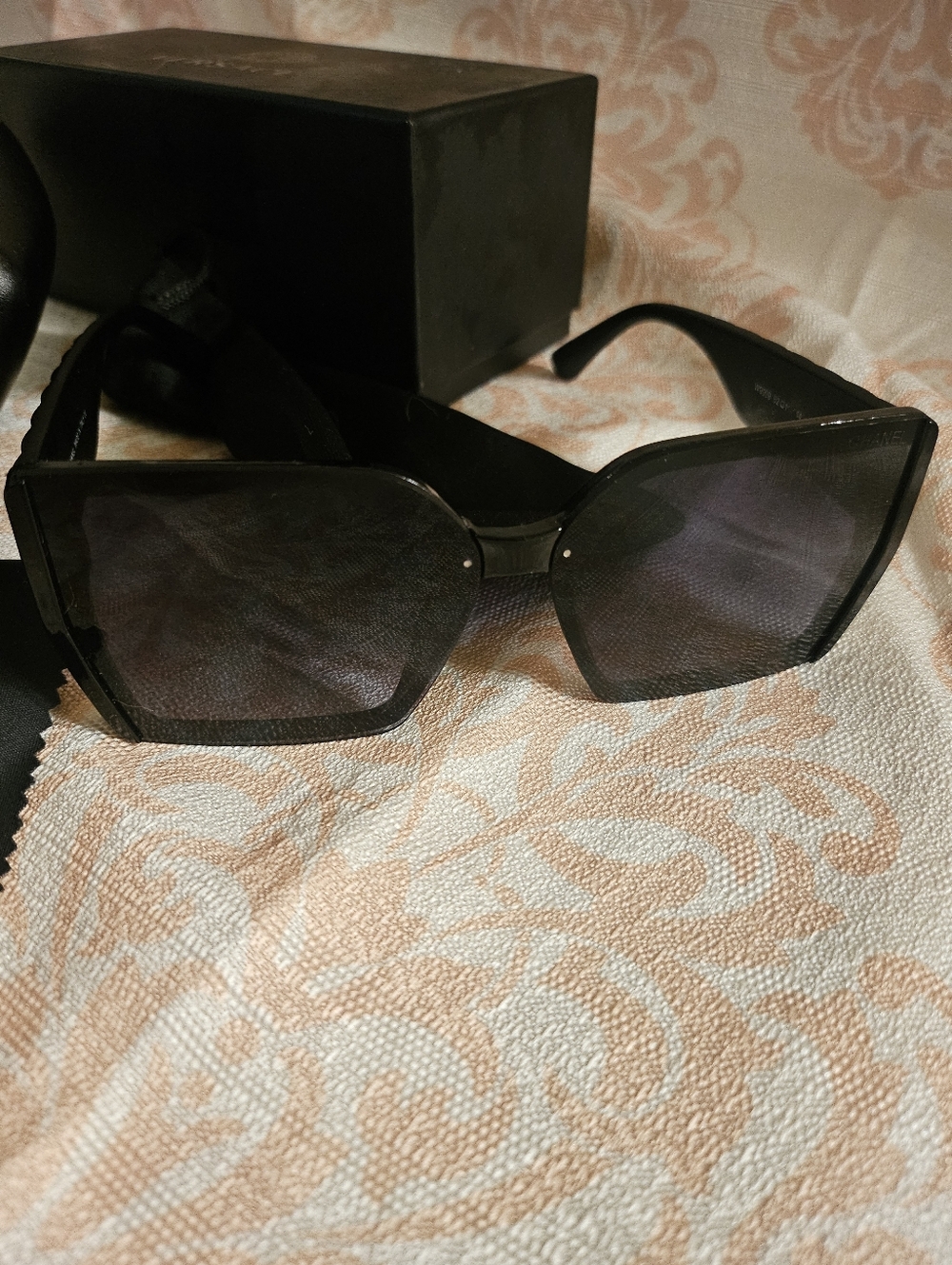 Authentic Versace Sunglass Eyeglass Case Box Dust Cloth W/unbranded Glasses Set - Picture 7 of 15